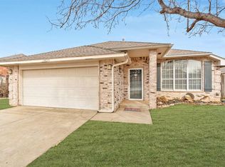 1925 Olde School Rd, Edmond, OK 73012