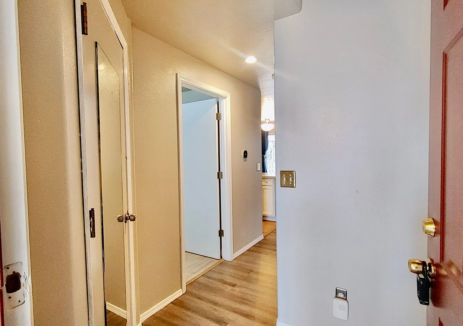 Great Townhome in Sherwood is a Must See! — Photo 3