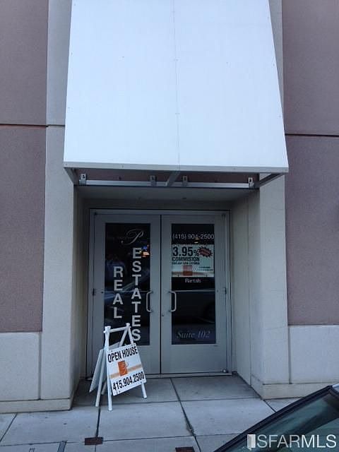 2nd image of 400 Beale St Ste 102