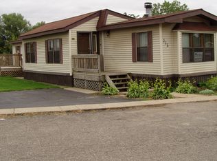 355 Crestwood Dr, Oxford, MI 48371