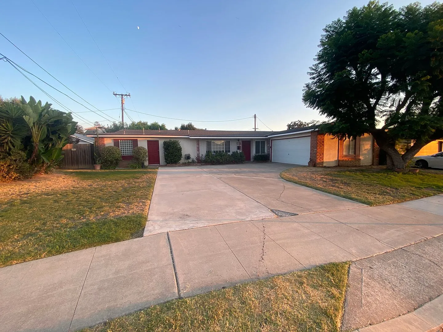 Extremely Spacious 4 Bedroom Home For Rent in the City of Orange! — Photo 3