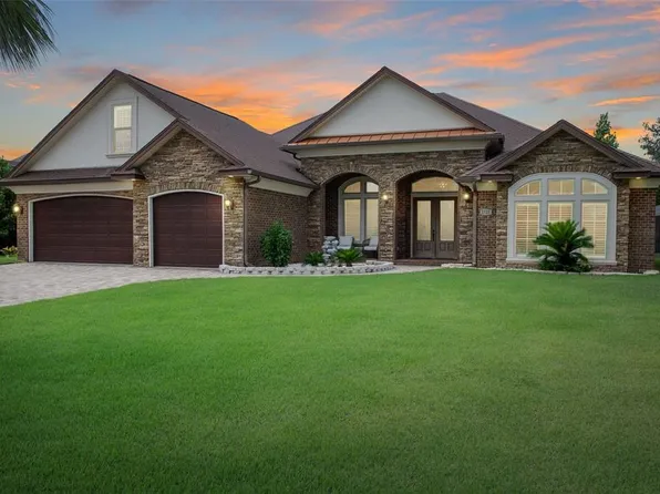 2721 Pebble Beach Dr, Navarre, FL 32566