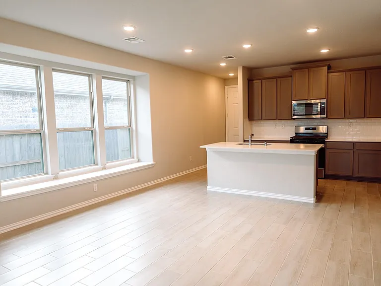 27015 Bel Air Point Ln — Photo 10