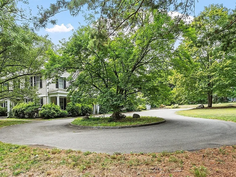 251A Old Billerica Rd — Photo 32