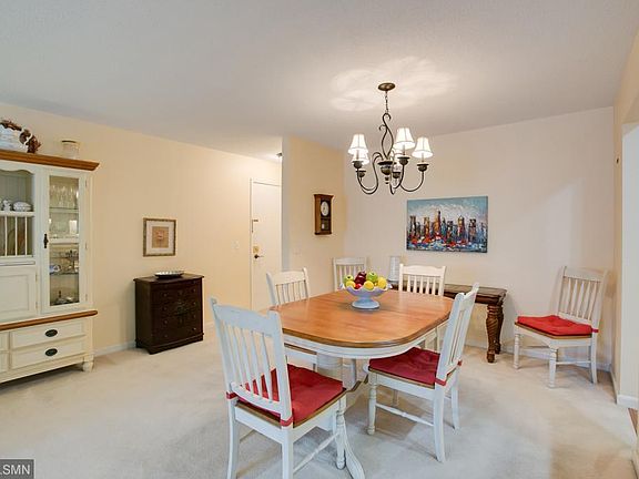 4th image of 5140 W 102nd St APT 109