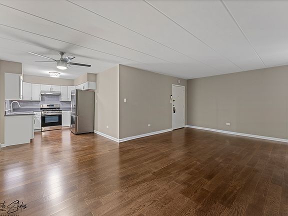3rd image of 3158 W 88th St APT 204