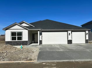 223 Schrute Rd, Prosser, WA 99350