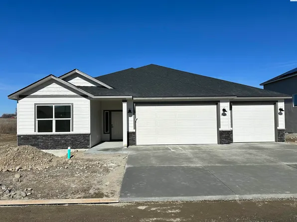 223 Schrute Rd, Prosser, WA 99350