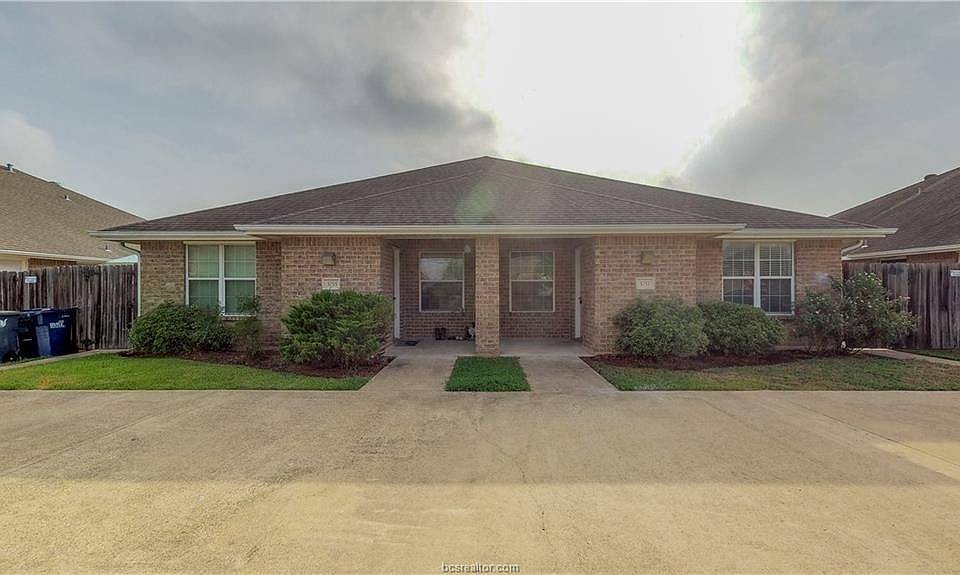 1st image of 3759 Oldenburg Ln