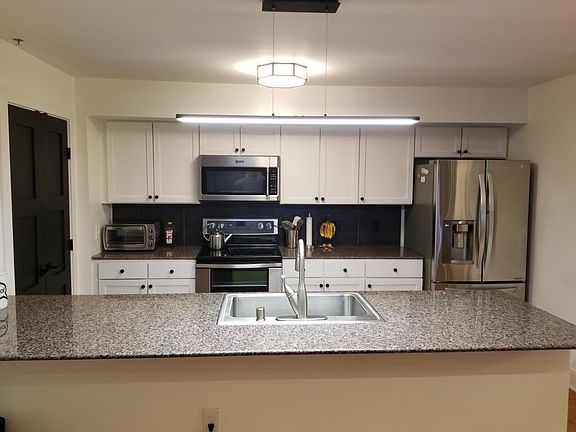 Completely renovated, chef's kitchen