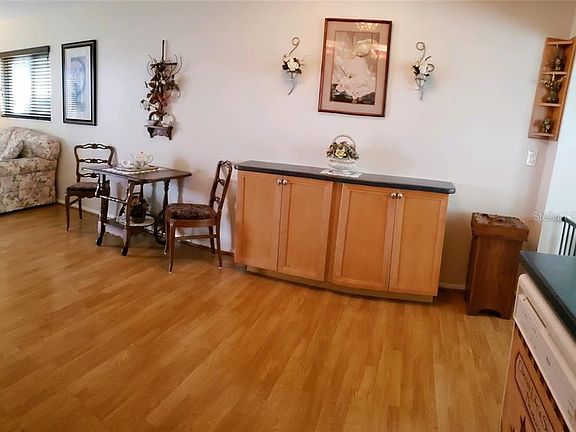 4th image of 9921 Mainlands Blvd N #3