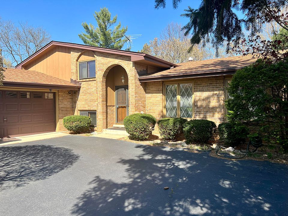 2nd image of 7113 Gold Grove Pl