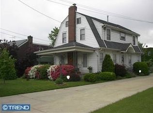 2126 Griffith St, Philadelphia, PA 19152