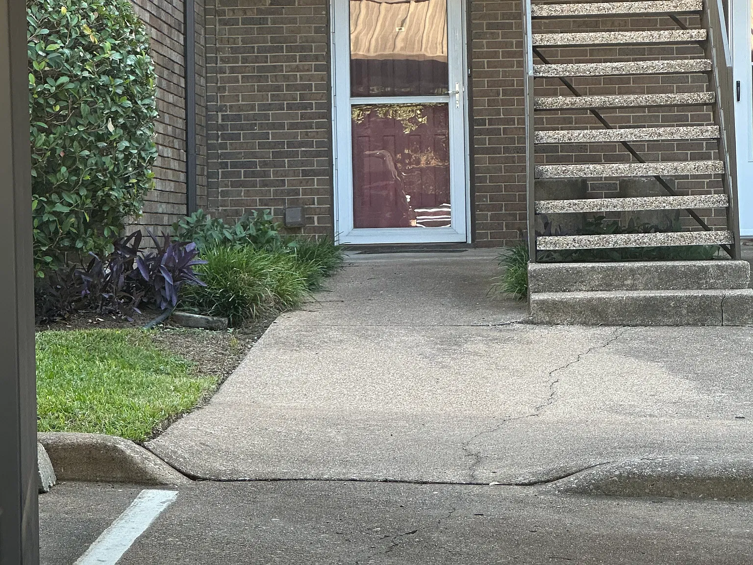 2 bed, 943 sqft, $1,750 — Photo 3