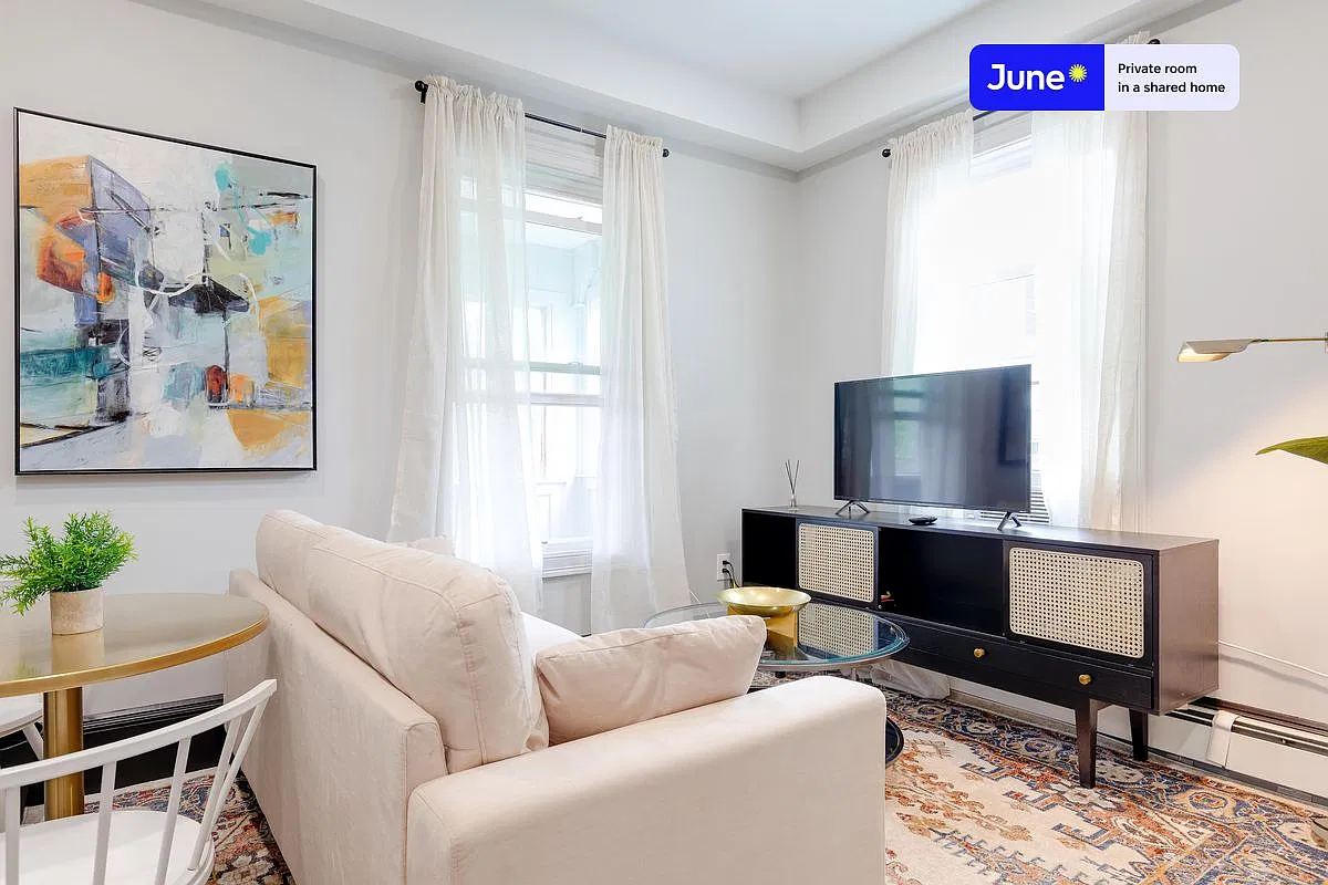 114 Boston St — Photo 4
