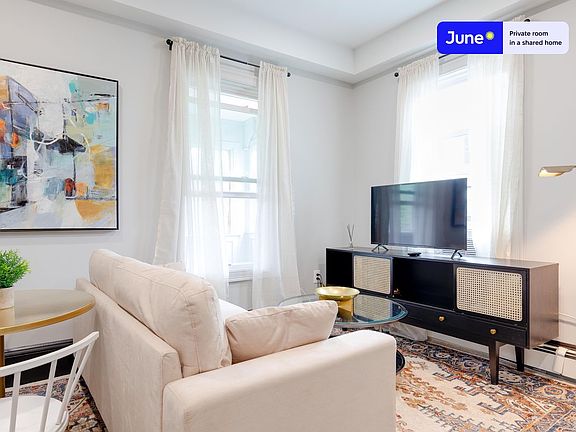 4th image of 114 Boston St #2A