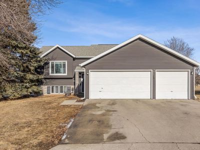 2708 32nd St S, Moorhead, MN, 56560