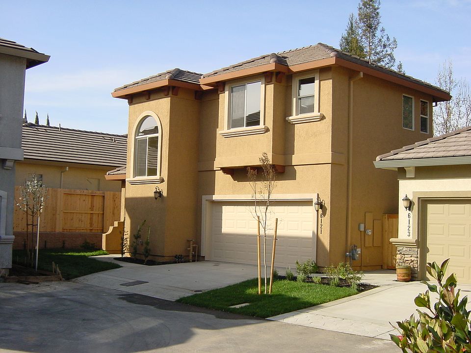 1st image of 6121 Via Presidio Ln
