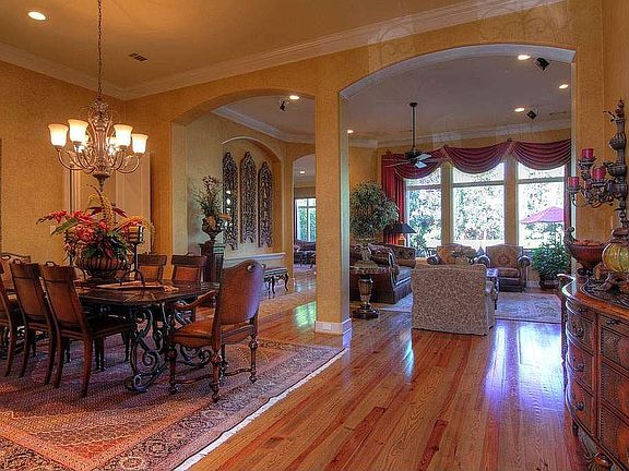 3rd image of 3014 Rosemary Park Ln