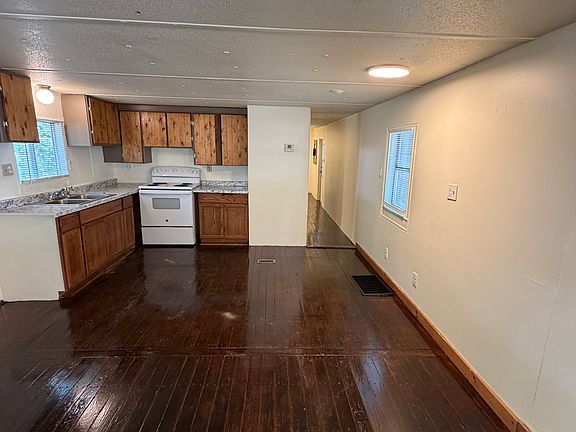 2nd image of 78 Young Rd