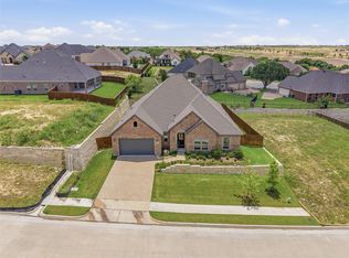 8110 Spanish Hills Dr, Benbrook, TX 76126
