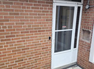 223 Old Yonge St, Toronto, ON M2P 1R5