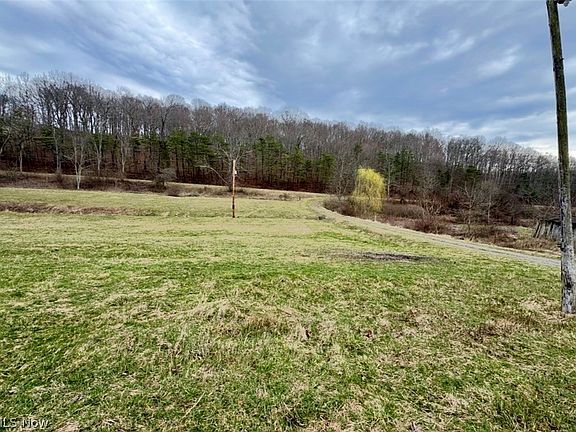 2nd image of 84870 Toot Rd
