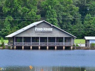 1320 Crabby Ln, Metter, GA 30439