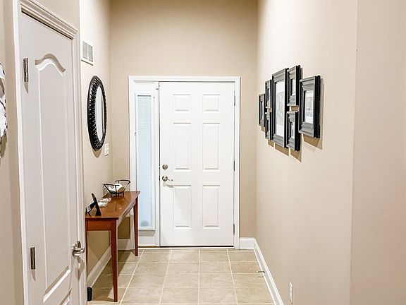 5th image of 4684 Larkhill Ln