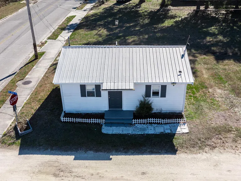 278 NE Ark Pl — Photo 29
