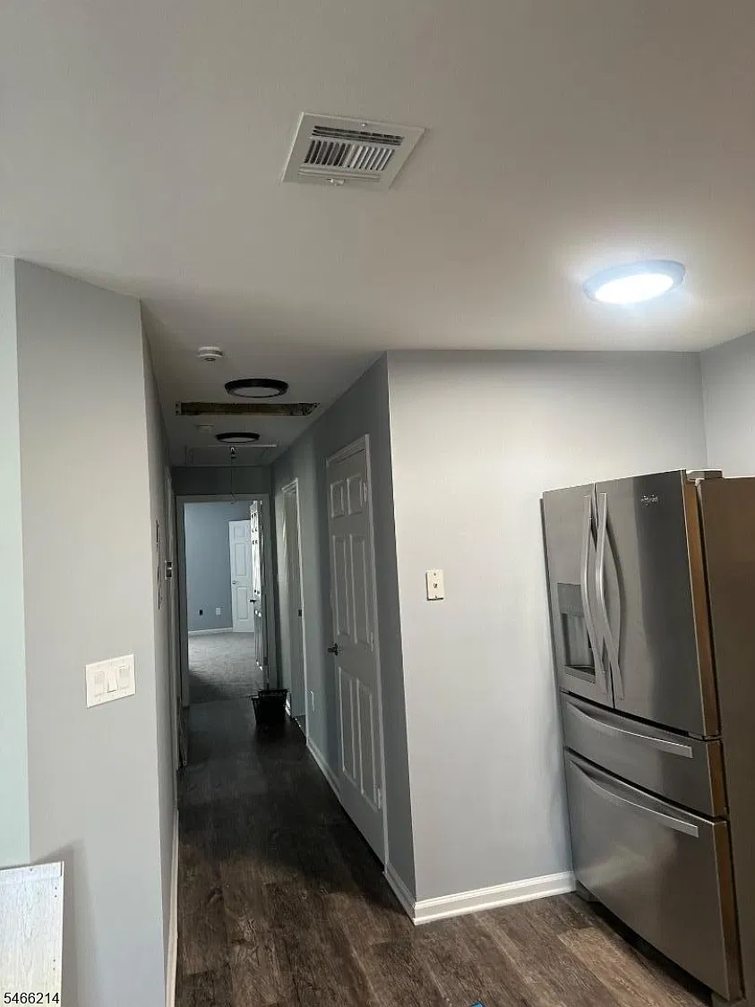 3 bed, 2.0 bath, $2,700 — Photo 3
