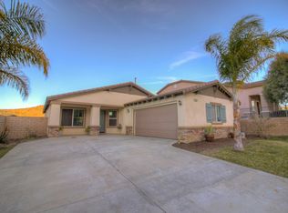 23434 Badger Creek Ln, Canyon Lake, CA 92587