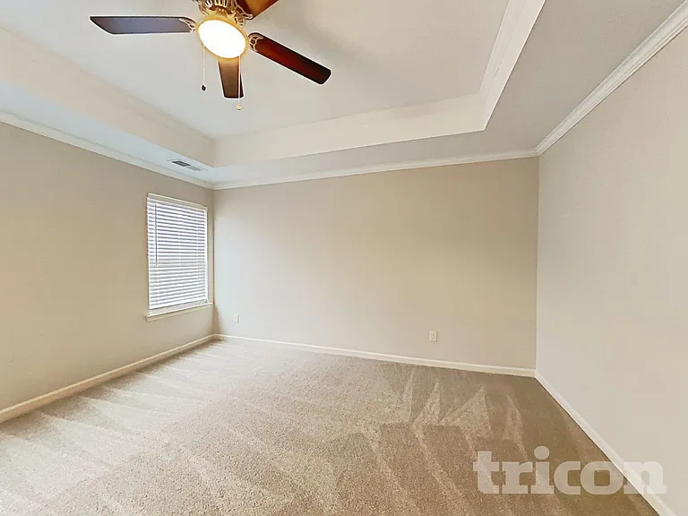514 Lobdale Falls Dr — Photo 5