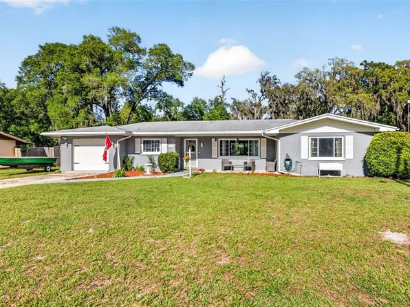 5068 Lakewood Dr, Dade City, FL 33523