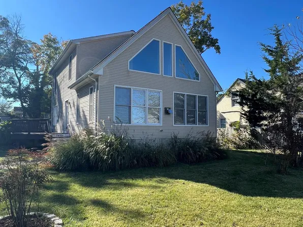 3680 1st Ave, Edgewater, MD 21037