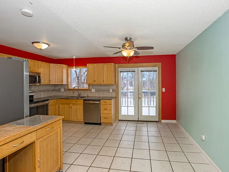 3512 Post Rd — Photo 33
