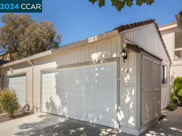 6 Moraine Ct, Hercules, CA 94547