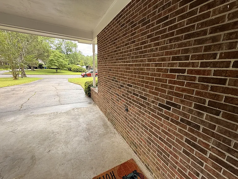 507 Birchwood Ct — Photo 9