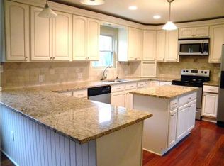 11892 Woodbridge Ln, Baltimore, OH 43105