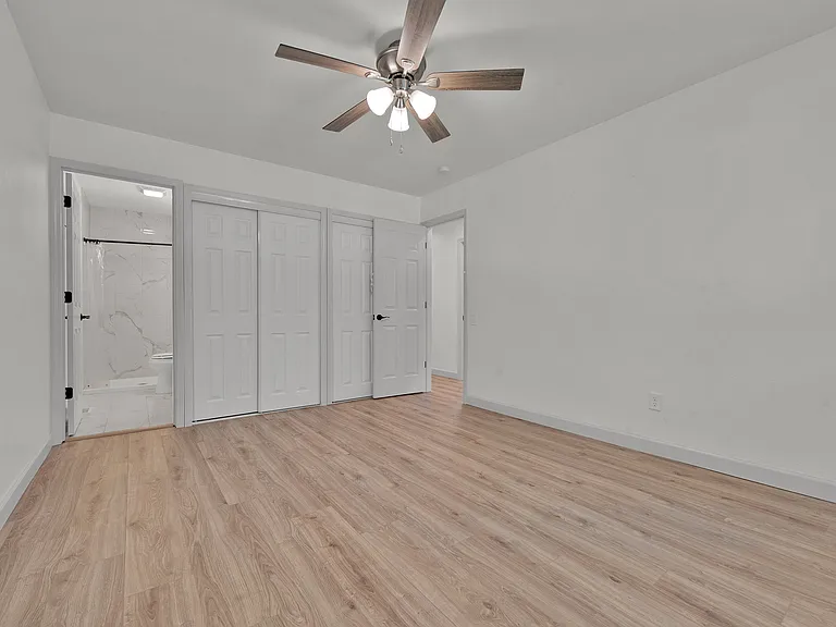 449 Madrina Ct — Photo 16