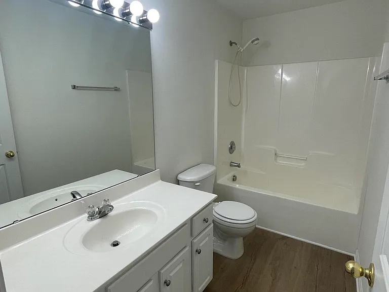 4905 Wyatt Brook Way — Photo 14