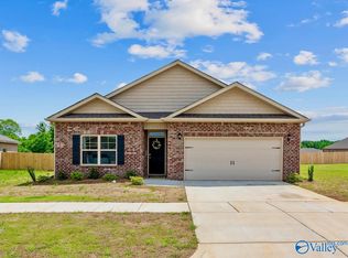 6577 Moon Crest Ln NW, Huntsville, AL 35806