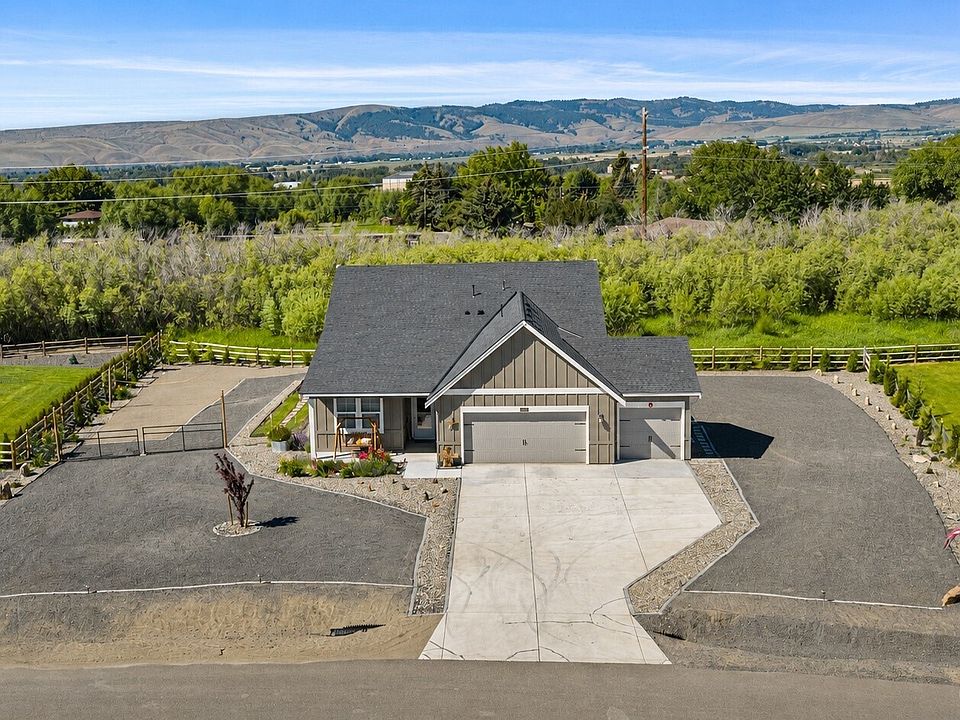 1st image of 2907 Dapple Gray Way
