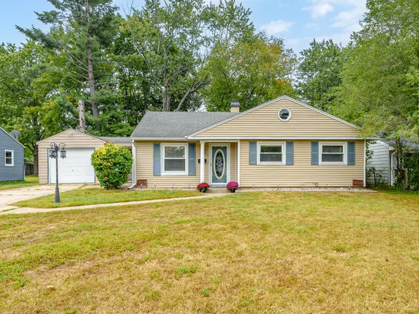 4020 Rivington St, Kalamazoo, MI 49008