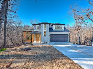 11 Coniston Ln, Bella Vista, AR 72714