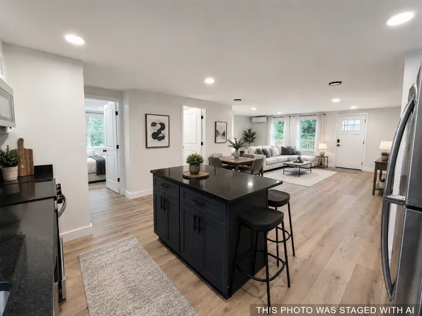 20-22 Poirier Pl #4, Burlington, VT 05408