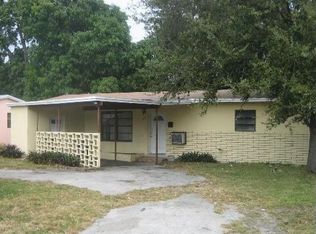 355 NE 161st St, Miami, FL 33162