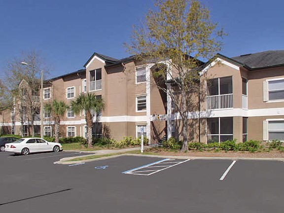 3rd image of 8915 Latrec Ave APT 210