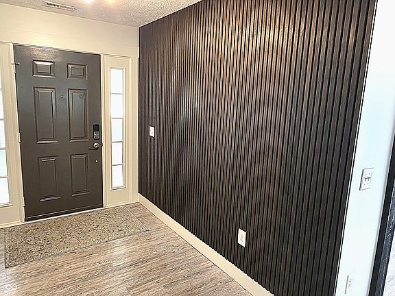 2nd image of 3864 Cornwallis Ln