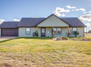 2140 Brown Ln, Poolville, TX 76487